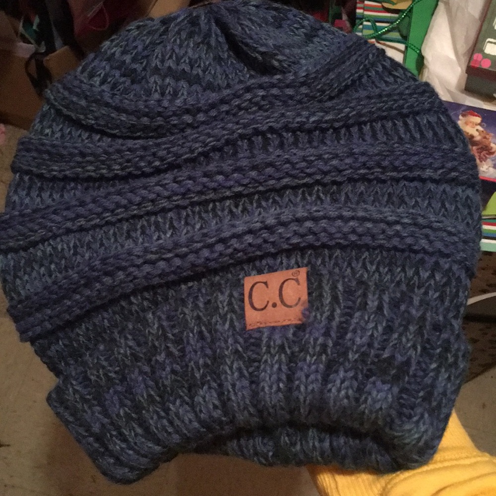 Hipster beanie CC blues/blacks woven